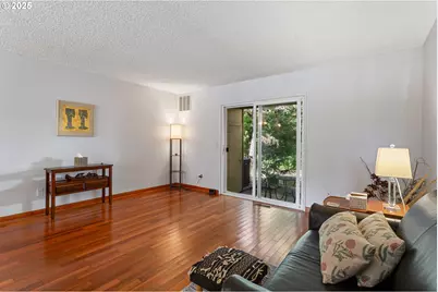 413 N Hayden Bay Dr, Portland, OR 97217 - Photo 12