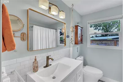 9760 SW Inglewood Pl, Portland, OR 97225 - Photo 24