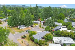 9760 SW Inglewood Pl, Portland, OR 97225 - Photo 40