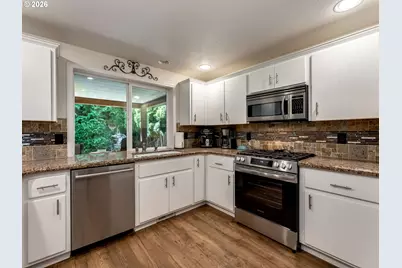 14700 NW 9th Pl, Vancouver, WA 98685 - Photo 12