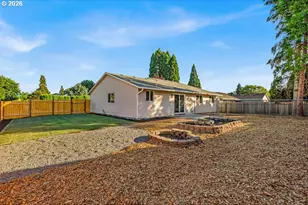 957 NE Kathryn St, Hillsboro, OR 97124 - Photo 28