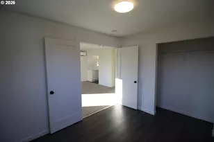186 SW Rainbow Ave, Dallas, OR 97338 - Photo 6