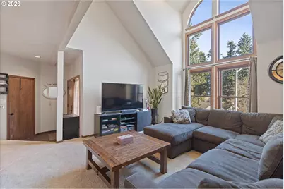 7655 Ridgewood Dr, Gladstone, OR 97027 - Photo 4