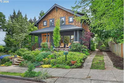 811 9th St, Hood River, OR 97031 - Photo 2