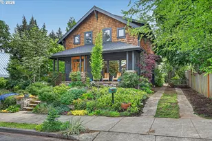 811 9th St, Hood River, OR 97031 - Photo 2