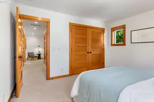 811 9th St, Hood River, OR 97031 - Photo 30