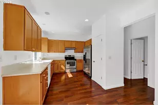 3906 Century Dr, Eugene, OR 97402 - Photo 10