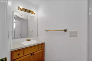 3906 Century Dr, Eugene, OR 97402 - Photo 24