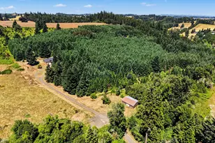 7235 Bates Rd S, Salem, OR 97306 - Photo 40