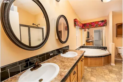 284 Trout Loop #27, Roseburg, OR 97471 - Photo 12