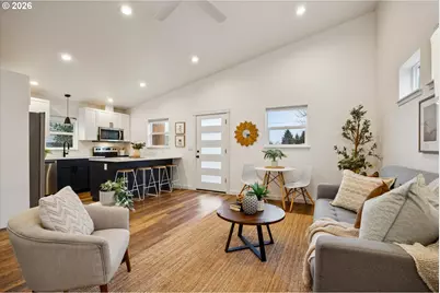 4563 NE 47th Ave #2, Portland, OR 97218 - Photo 4