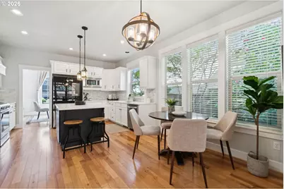 13213 SW Deergrove Ln, Portland, OR 97224 - Photo 10