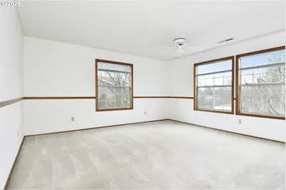 17915 Monticello Dr, Gladstone, OR 97027 - Photo 12