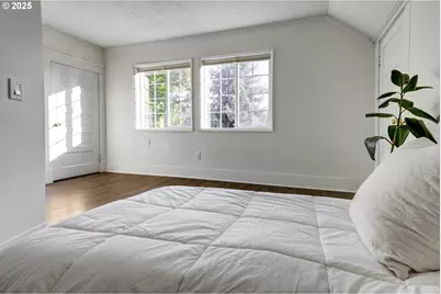 185 E Lincoln St, Woodburn, OR 97071 - Photo 34