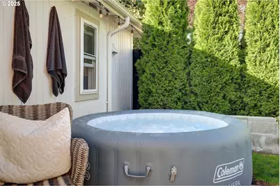 185 E Lincoln St, Woodburn, OR 97071 - Photo 42