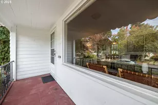 2924 NE 35th Ave, Portland, OR 97212 - Photo 2