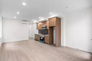 1316 NE 46th Ave, Portland, OR 97213 - Photo 2