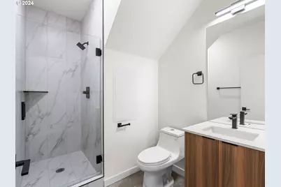 1316 NE 46th Ave #6, Portland, OR 97213 - Photo 4