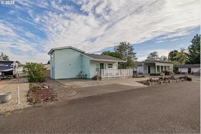 4 Creek Ln, Lakeside, OR 97449 - Photo 28