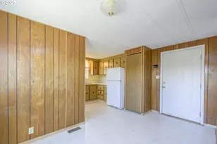 1501 SW Baker St, McMinnville, OR 97128 - Photo 10