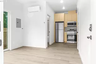 4690 N Congress Ave, Portland, OR 97217 - Photo 30