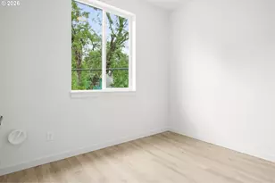 4690 N Congress Ave, Portland, OR 97217 - Photo 16