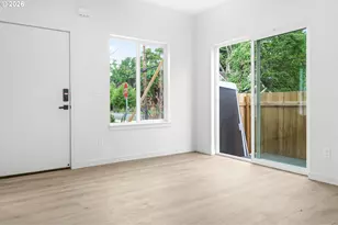 4690 N Congress Ave, Portland, OR 97217 - Photo 32