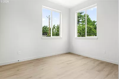 4690 N Congress Ave, Portland, OR 97217 - Photo 20