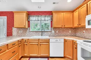 87652 Trek Dr, Veneta, OR 97487 - Photo 18