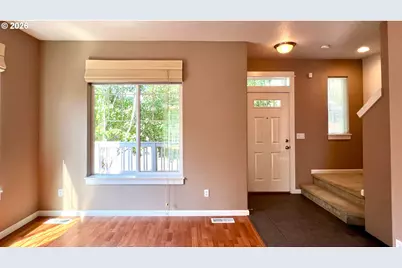 1118 SW 162nd Ave, Beaverton, OR 97006 - Photo 2