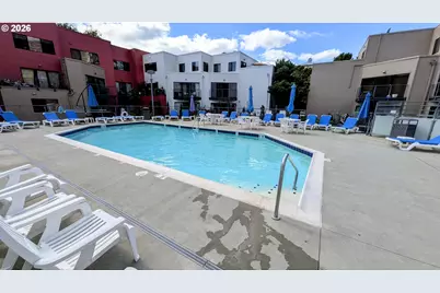 840 NW Naito Pkwy #H-10, Portland, OR 97209 - Photo 14