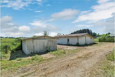 888 Meadows Ln, Jefferson, OR 97352 - Photo 34