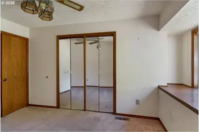 888 Meadows Ln, Jefferson, OR 97352 - Photo 20