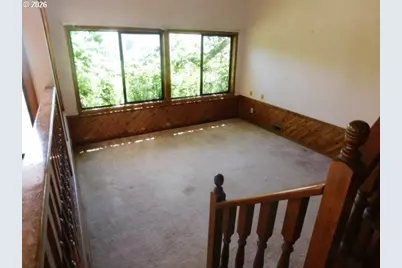 888 Meadows Ln, Jefferson, OR 97352 - Photo 12