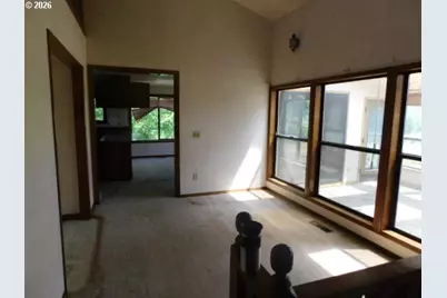 888 Meadows Ln, Jefferson, OR 97352 - Photo 14