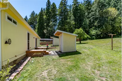 5833 Hubbard Creek Rd, Umpqua, OR 97486 - Photo 30