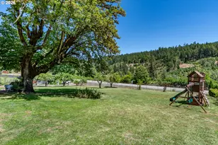 5833 Hubbard Creek Rd, Umpqua, OR 97486 - Photo 34