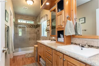 5833 Hubbard Creek Rd, Umpqua, OR 97486 - Photo 18