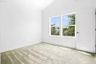 5465 N Fessenden St, Portland, OR 97203 - Photo 16