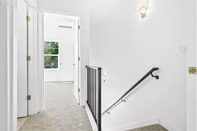 5465 N Fessenden St, Portland, OR 97203 - Photo 10