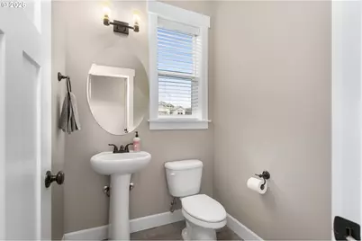 1001 NE Regan Hill Loop, Estacada, OR 97023 - Photo 10