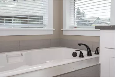 1001 NE Regan Hill Loop, Estacada, OR 97023 - Photo 24
