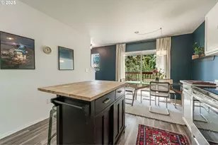 8711 N Crawford St, Portland, OR 97203 - Photo 6