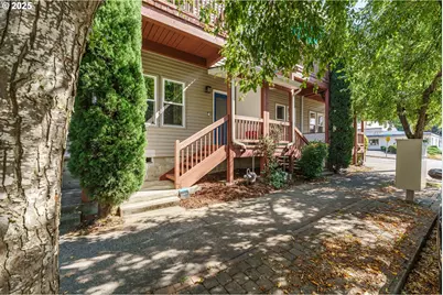 8711 N Crawford St, Portland, OR 97203 - Photo 36