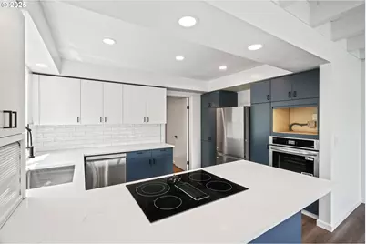 570 N Hayden Bay Dr, Portland, OR 97217 - Photo 6