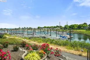 570 N Hayden Bay Dr, Portland, OR 97217 - Photo 30