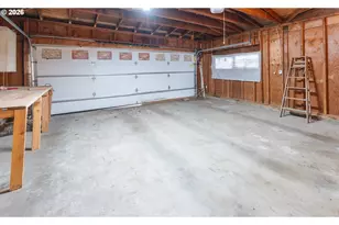 4825 SE 140th Ave, Portland, OR 97236 - Photo 4