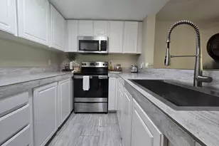 9908 SE Talbert St, Clackamas, OR 97015 - Photo 8