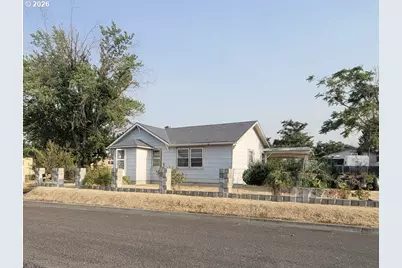 706 NE 10th Ave, Milton-Freewater, OR 97862 - Photo 1
