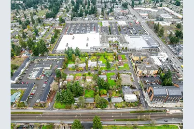 E Burnside St, Portland, OR 97216 - Photo 20